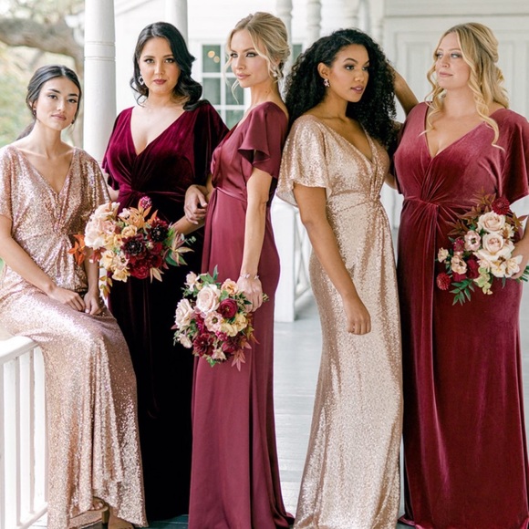 Revelry Dresses & Skirts - ISO Revelry Gwen Sequin Dress Size 0 in any Gold/Rose Gold Shade! ASAP!